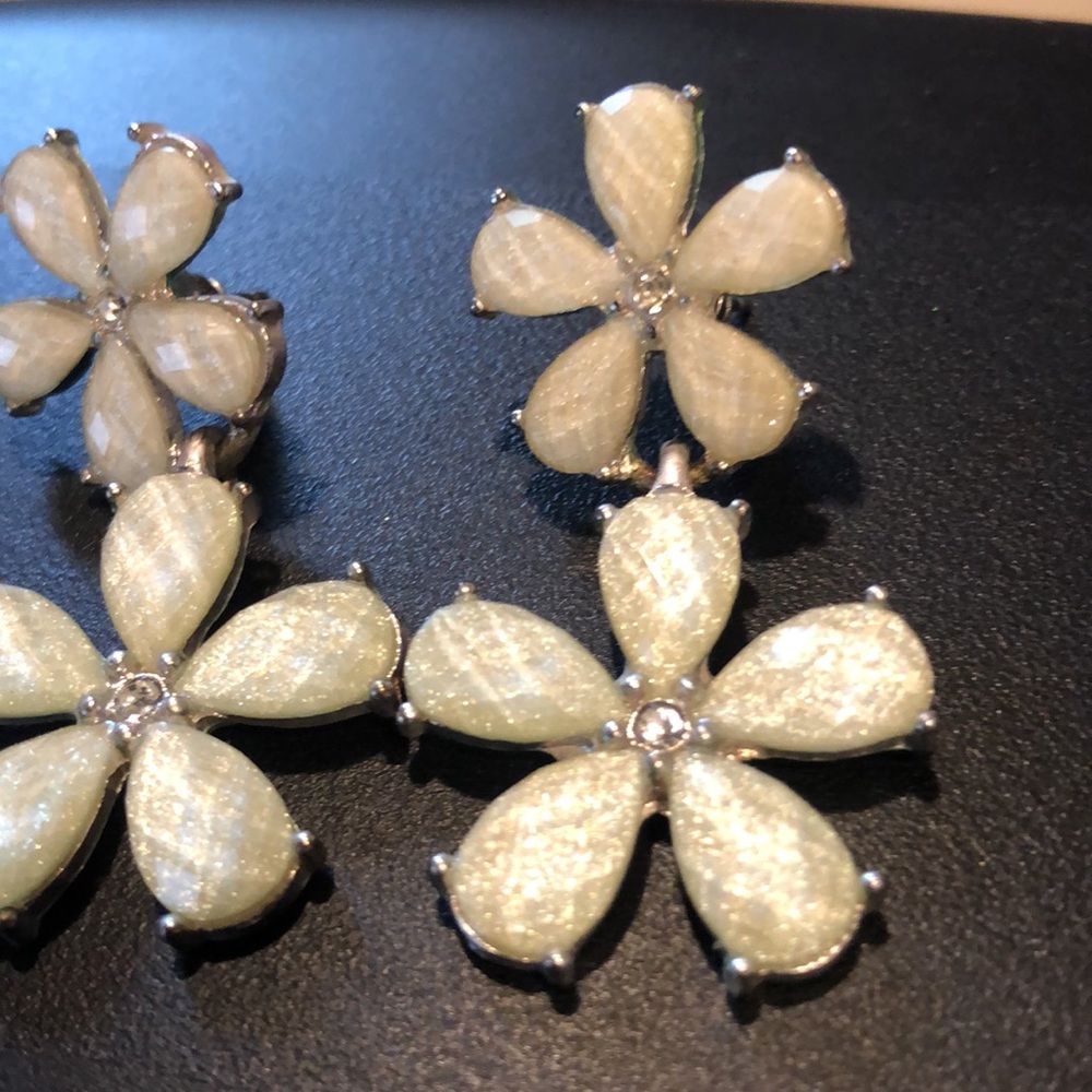 Mint Flower Earrings with Rhinestones